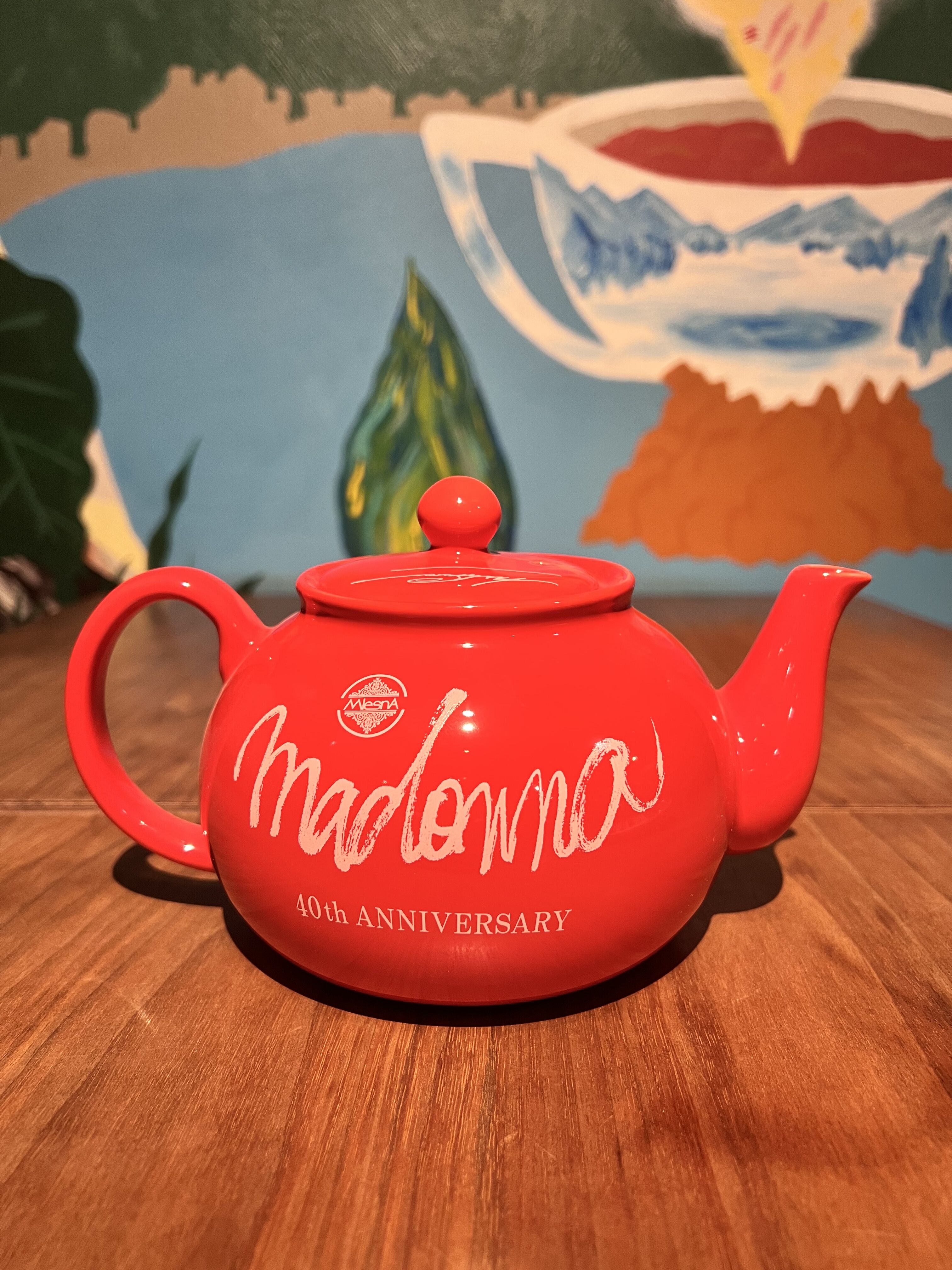 紅茶 ムレスナティー Madonna Teapot ムレスナティー40周年記念限定ティーポット！